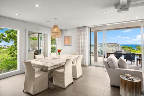 Living room, Seating area, Dining area, Sea view