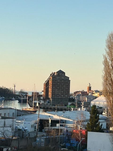 City view, River view, Sea view