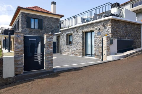 Property building, Street view