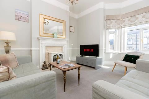 Spacious 3 Bed Apartment in central Saltburn Apartment in Saltburn