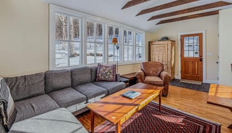 Historic Charm Located On the River - Rustic Chic House in Quechee