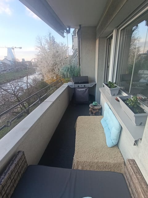 Natural landscape, BBQ facilities, View (from property/room), Balcony/Terrace, Seating area