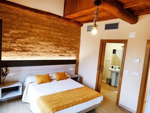 Bed, Bathroom, Photo of the whole room, Bedroom