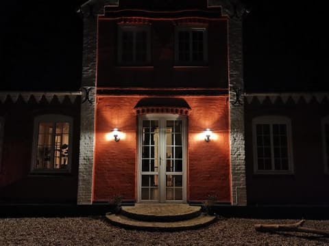 Property building, Night