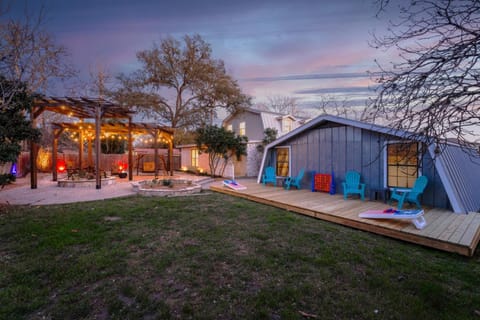 Boerne Gem Near Downtown River Park Main Street Apartment in Boerne