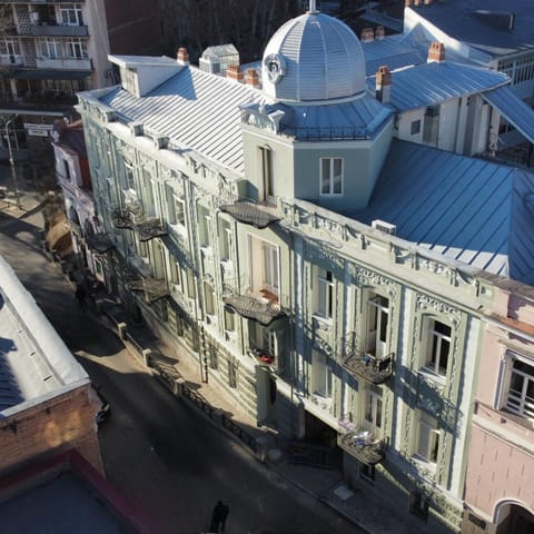 Property building, Street view