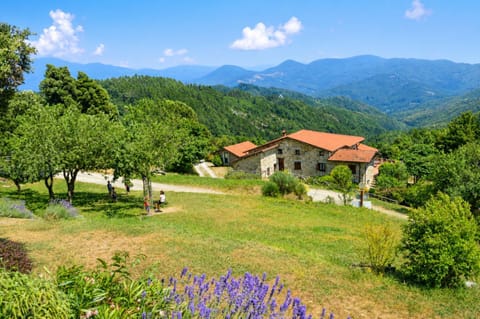 Property building, Day, Natural landscape, Garden view, Mountain view