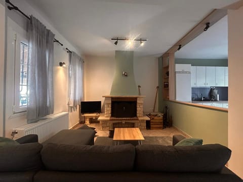 Living room, Seating area, fireplace