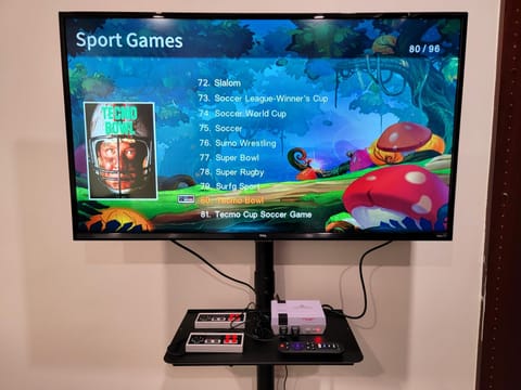 Communal lounge/ TV room, TV and multimedia, Evening entertainment