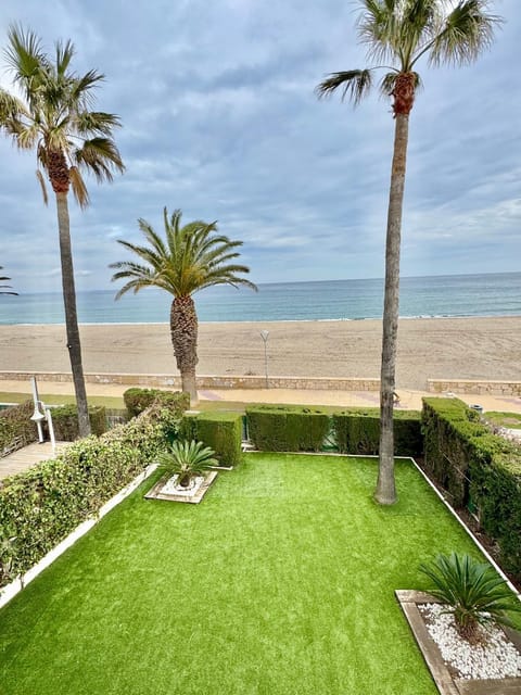 Garden, Beach, Sea view