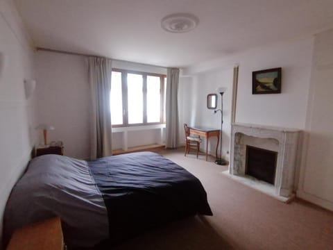 Maison sculptée Vacation rental in Vernon