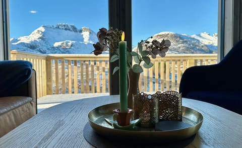 View (from property/room), Living room, Seating area