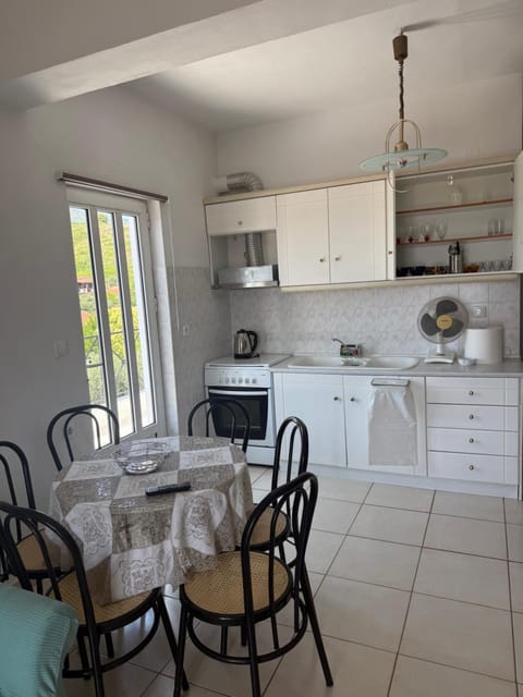 Tsoumaris House Apartment in Euboea