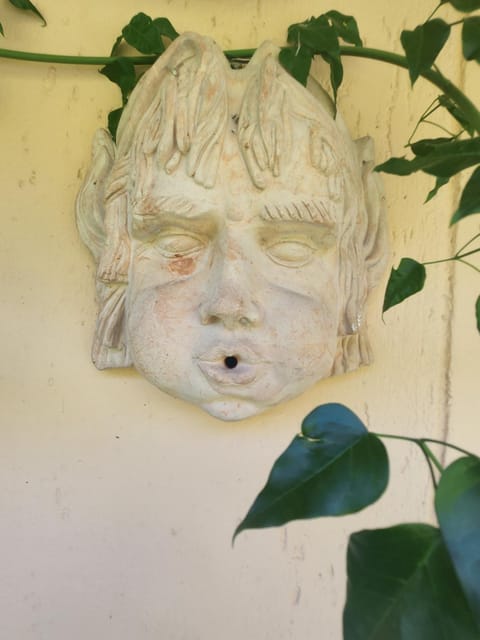 L' Oliva Nera House in Monte Isola