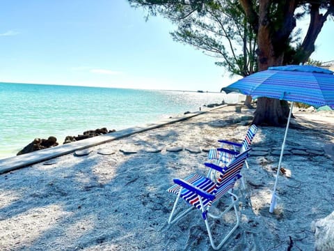 Dolphin Watch home House in Anna Maria Island