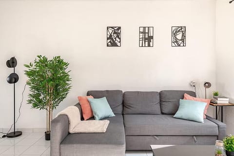 Living room, Bedroom