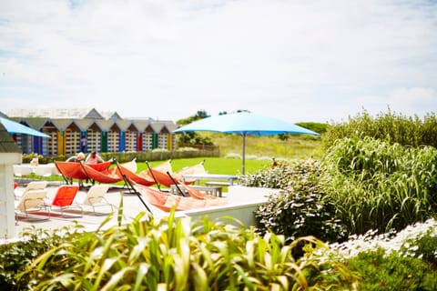 St Moritz Hotel Houses Villa in England