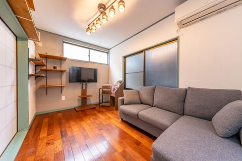 TV and multimedia, Seating area