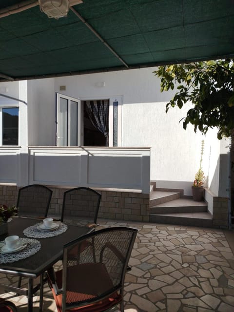 Cute apartment Arba Apartment in Lika-Senj County