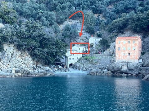 San Fruttuoso Amazing Cottage House in Liguria