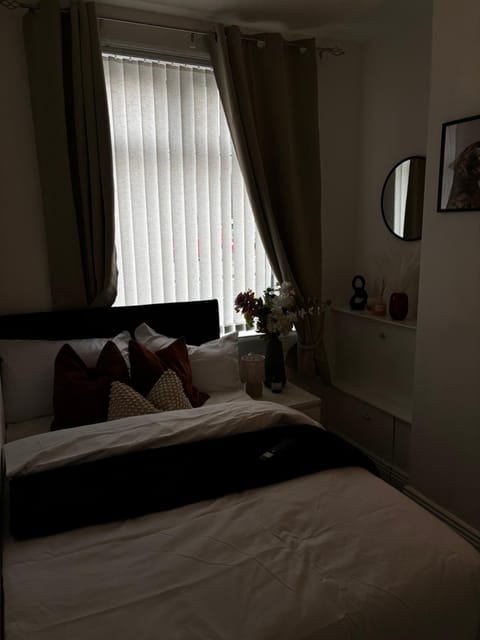 Divine Place Bed and Breakfast in Walsall
