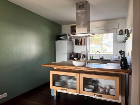 Résidence Les Roches Blanches - Appartement vue mer terrasse et accès à la plage MAE-1101 Apartment in Brittany