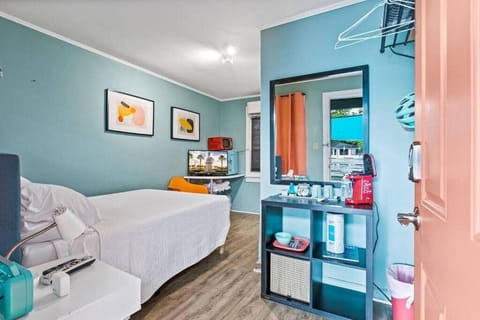 Dive into the 50s- Restored Motel in St Augustine Inn in Saint Augustine