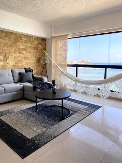 Living room, Sea view