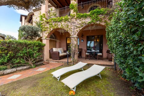 Balcony/Terrace, Garden view, sunbed