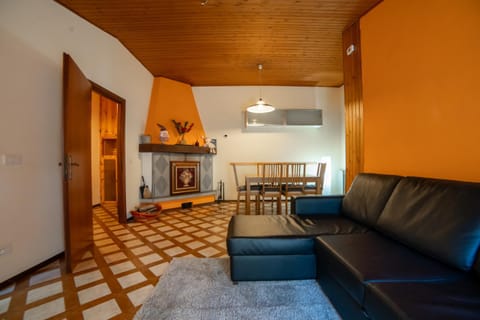 TV and multimedia, Living room, Dining area
