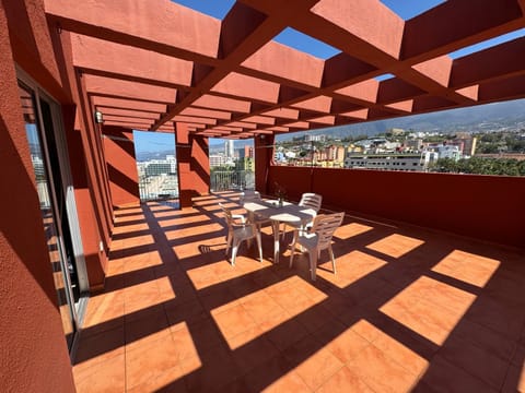 Patio, View (from property/room), Balcony/Terrace