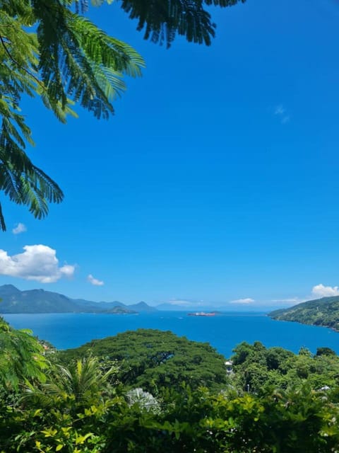 Suíte Mar - Vila dos Pescadores Condomínio Portogalo Bed and Breakfast in Angra dos Reis