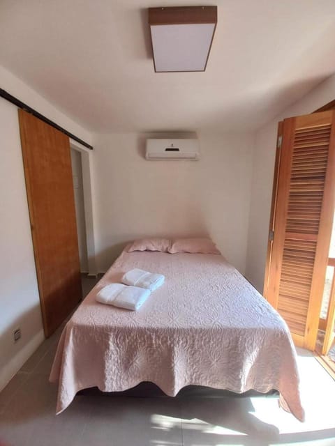 Suíte 3 Vila dos Pescadores Condomínio Portogalo Bed and Breakfast in Angra dos Reis