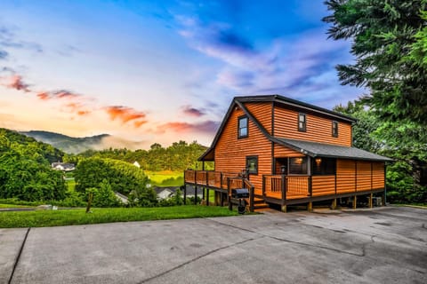 Property building, Mountain view, Sunrise