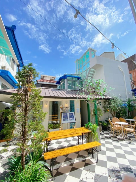 Property building, Garden