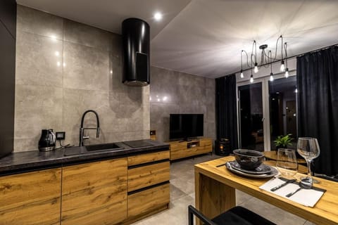 TV and multimedia, Kitchen or kitchenette, stove