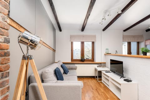 TV and multimedia, Kitchen or kitchenette, Living room, Seating area
