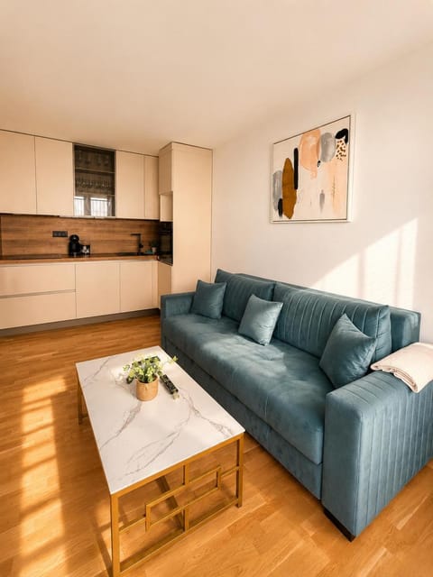 Kitchen or kitchenette, Living room, kitchen
