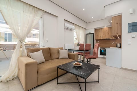 Kitchen or kitchenette, Living room, Seating area, Dining area, oven, stove