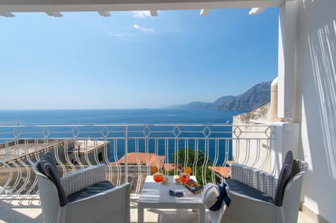 Sogno di Tina, on the way to the beach Apartment in Praiano