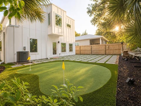 Patio, Garden, Minigolf, Seating area
