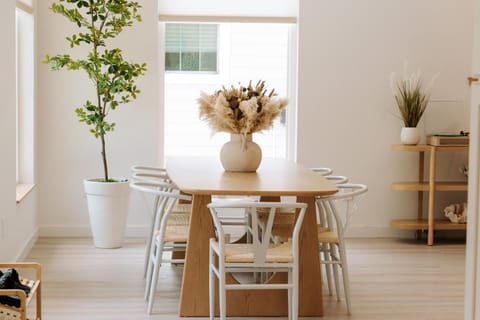 La Costa - Modern Coastal Home with Firepit Near Historic Downtown & Short Drive to Beach House in Saint Augustine