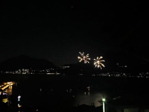 LUCRE House, Vista lago Super Apartment in Bellano