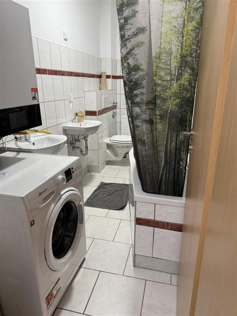 Bathroom, washing machine