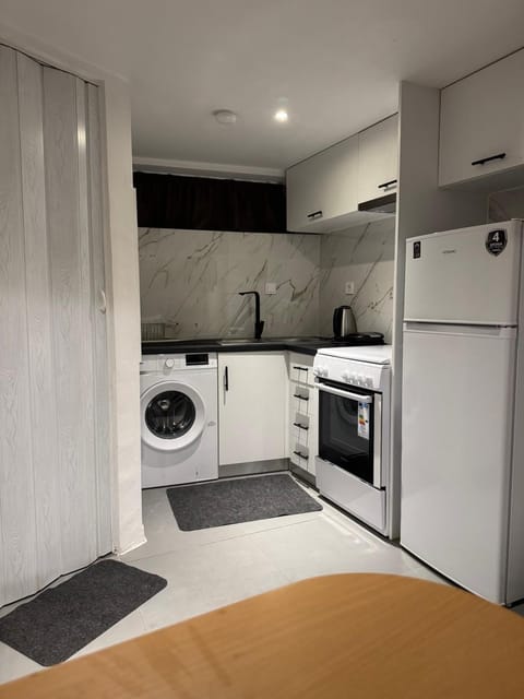 Breakfast, kitchen