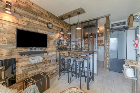 Property building, Living room