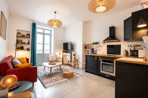 Living room, kitchen