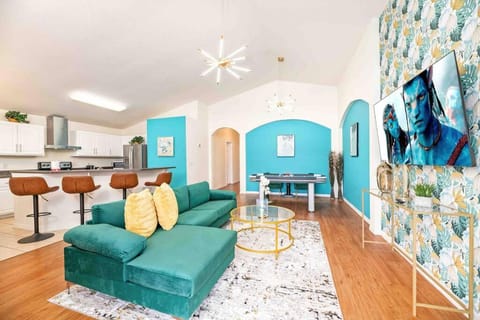 SUPER LUSH- FOAM BEDs w POOL & GAMEs House in Kissimmee