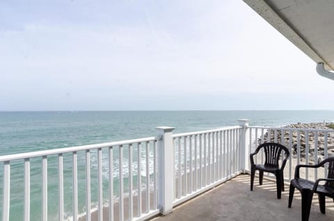 Brennans on the Shore by Bryant Real Estate House in Kure Beach