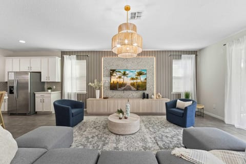 SUPER BOHO 90 - 10BDR - LOFT POOL AMENITIEs House in Four Corners